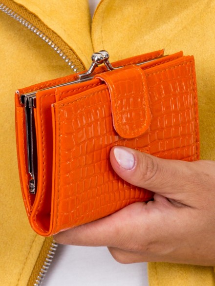 Dámska oranžová peňaženka