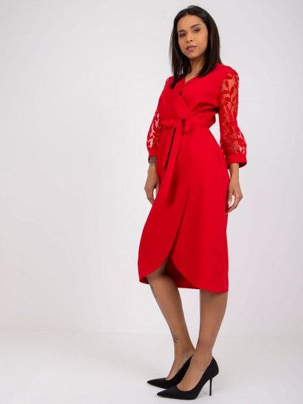 Podmanivé elegantné, červené šaty